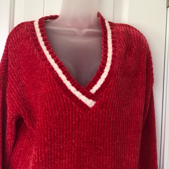 New Red Sweater - Picture 4 of 4